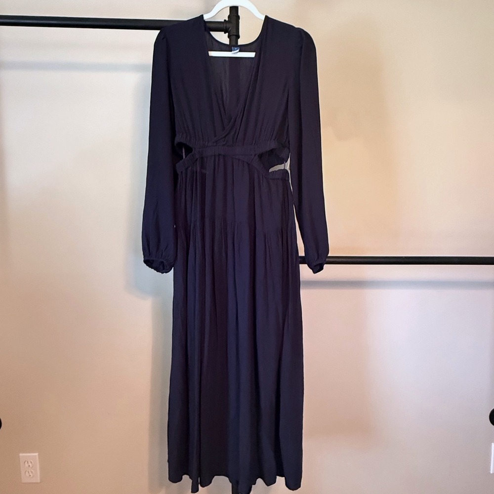 Old Navy Navy Blue Maxi Dress Medium Cut Out Long Sleeve V-Neck Tiered Skirt